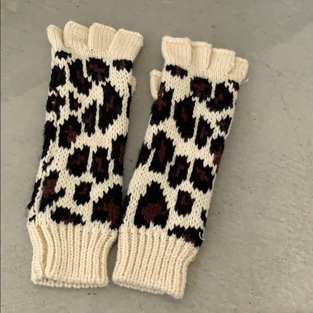 Gloves